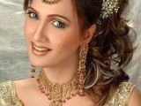 Pakistani Bridal Hairstyles Medium Length 2013 002