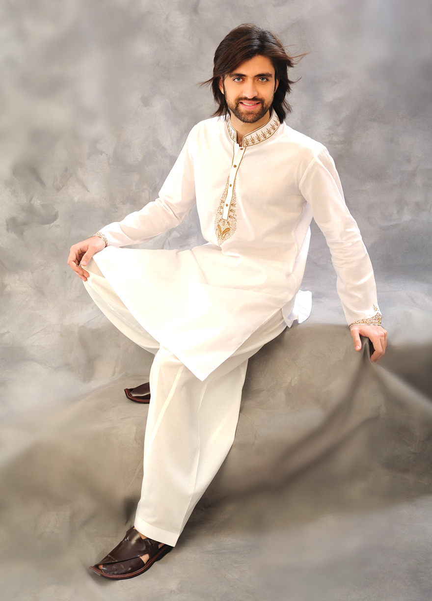 latest-salwar-kameez-designs-for-men-2018