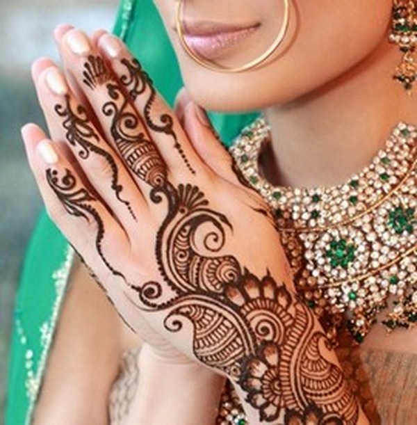Pakistani Bridal Mehndi Designs 2022 Images