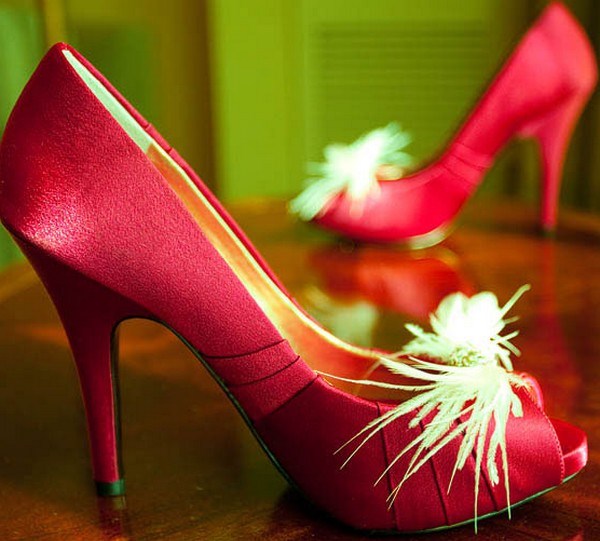 Red Wedding Bridal shoes for pakistani bridal shoes trend