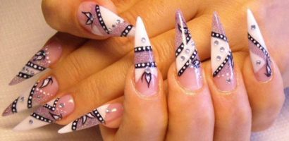 Beautiful And Simple Nail Art Designs