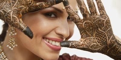 How To Remove Mehndi Color From Hands And Hair