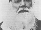 Short Biography of Sir Syed Ahmed Khan and His Educational Services