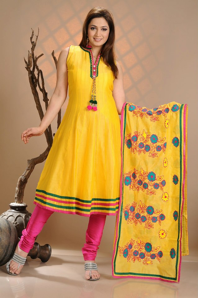 Pakistani Mayon Dresses 2020 Yellow and Pink Pictures